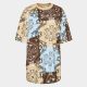 KARL KANI SMALL SIGNATURE PAISLEY TEE SAND/MULTICOLOR S