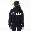 New Era NBA Team Logo Chicago Bulls Womens Crop Pullover Hoodie Black M