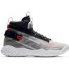 JORDAN APEX-UTILITY BLACK/BLACK-UNIVERSITY RED-WHITE