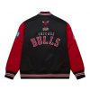 Mitchell & Ness NBA Primetime Heavyweight Satin Jacket Vintage Logo Chicago Bulls Black L